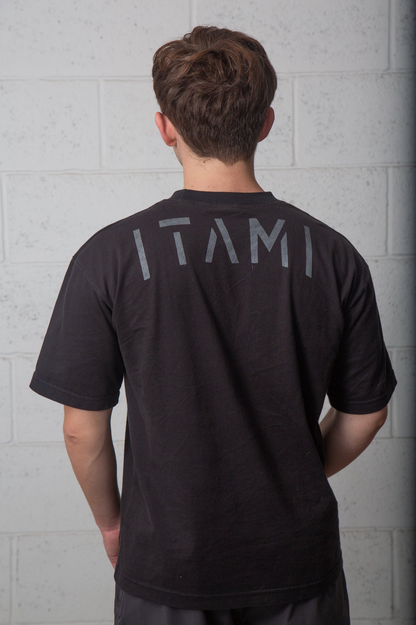KAGE OVERSIZE TEE