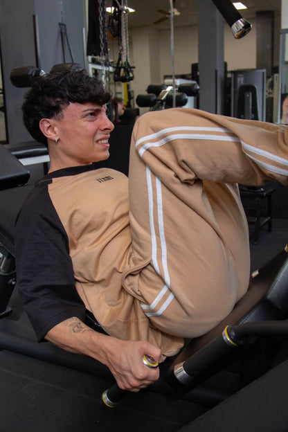 BUSHI OVERSIZE TEE - SAND & BLACK - ITAMI FITNESS BRAND