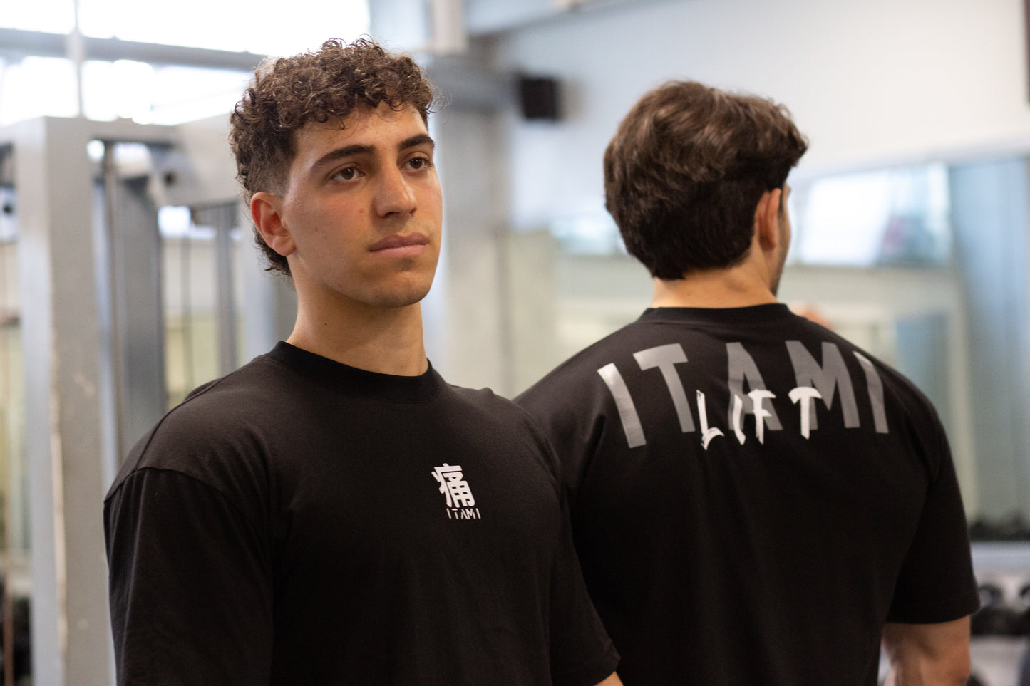DOMINANCE OVERSIZE TEE